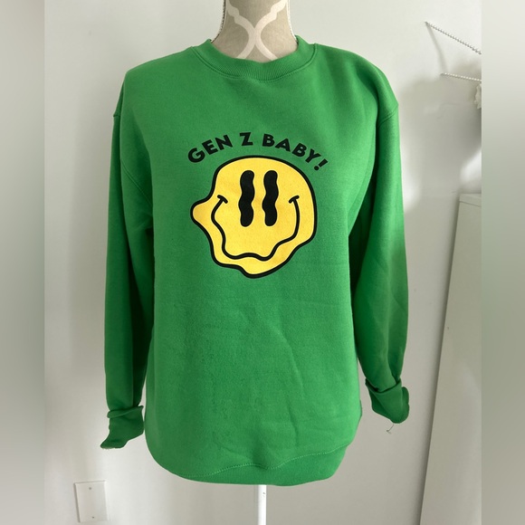 Green printed brand new sweatshirt - Picture 3 of 5